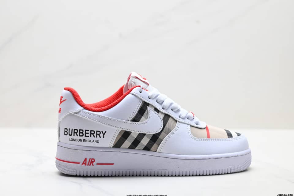 Heritage Check Low Top Sneakers