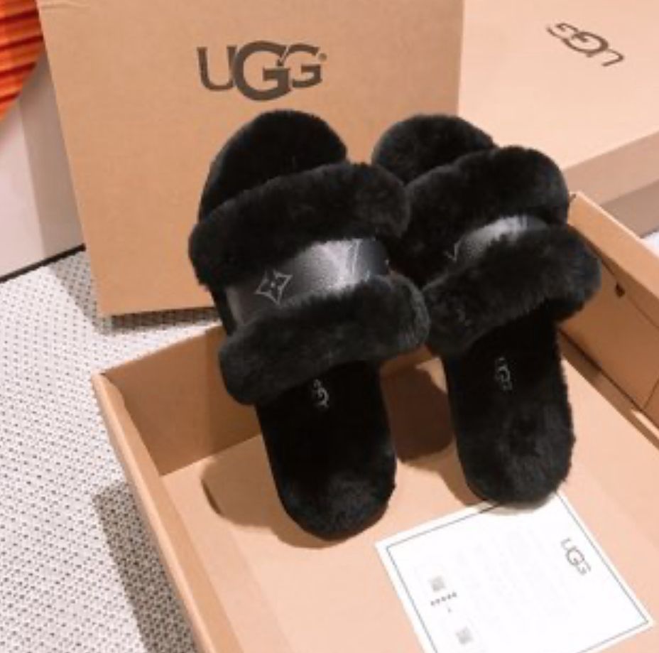 Velour Luxe Plush Slides