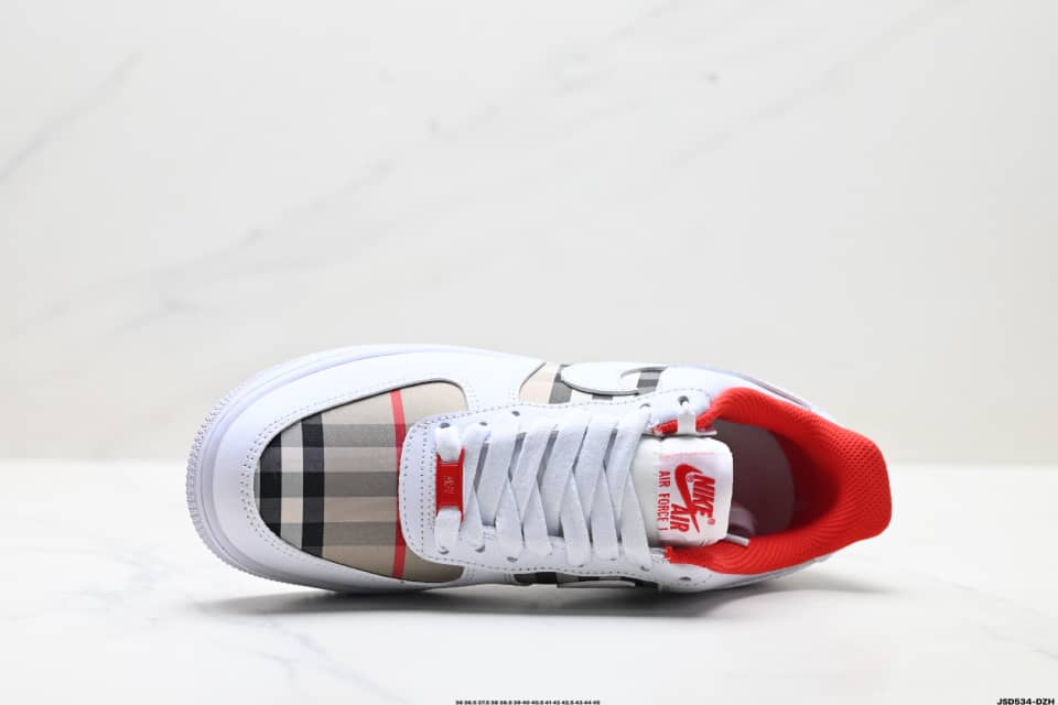 Heritage Check Low Top Sneakers