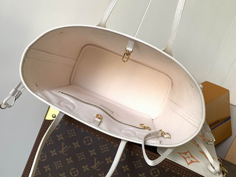 Signature Luxe Everyday Tote