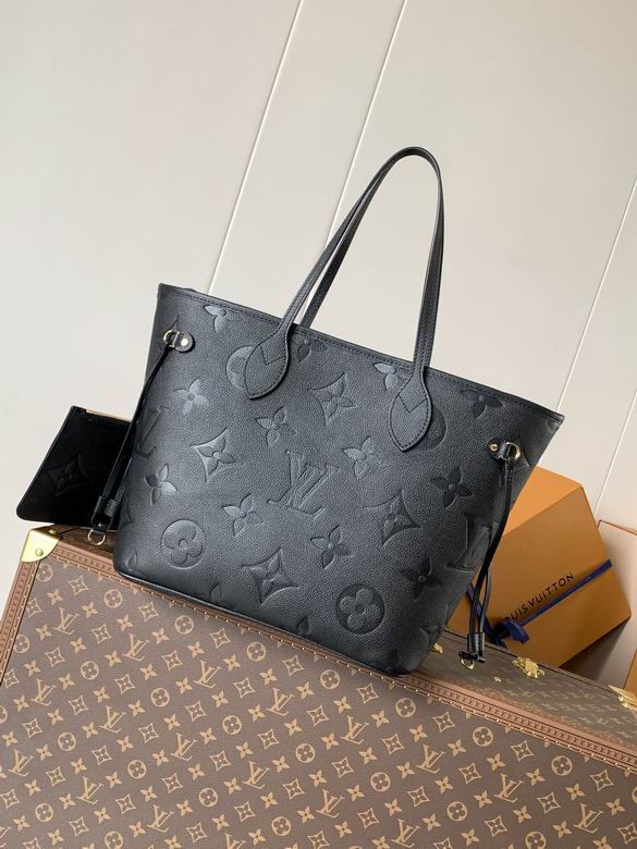 Signature Luxe Everyday Tote