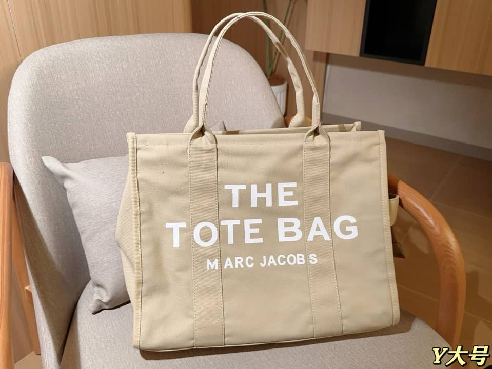 Everyday Statement Tote