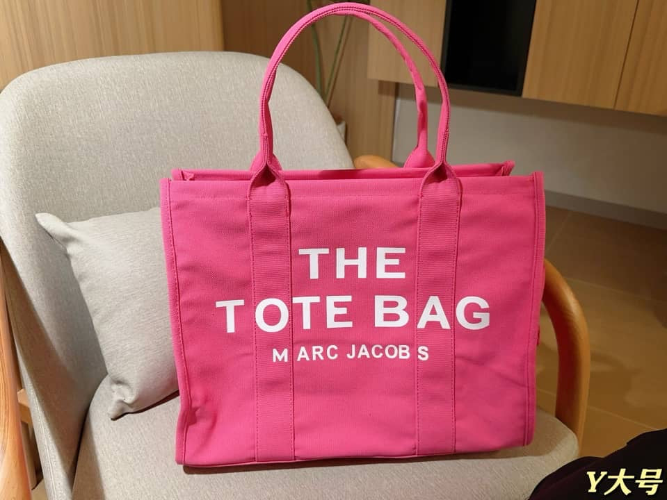 Everyday Statement Tote